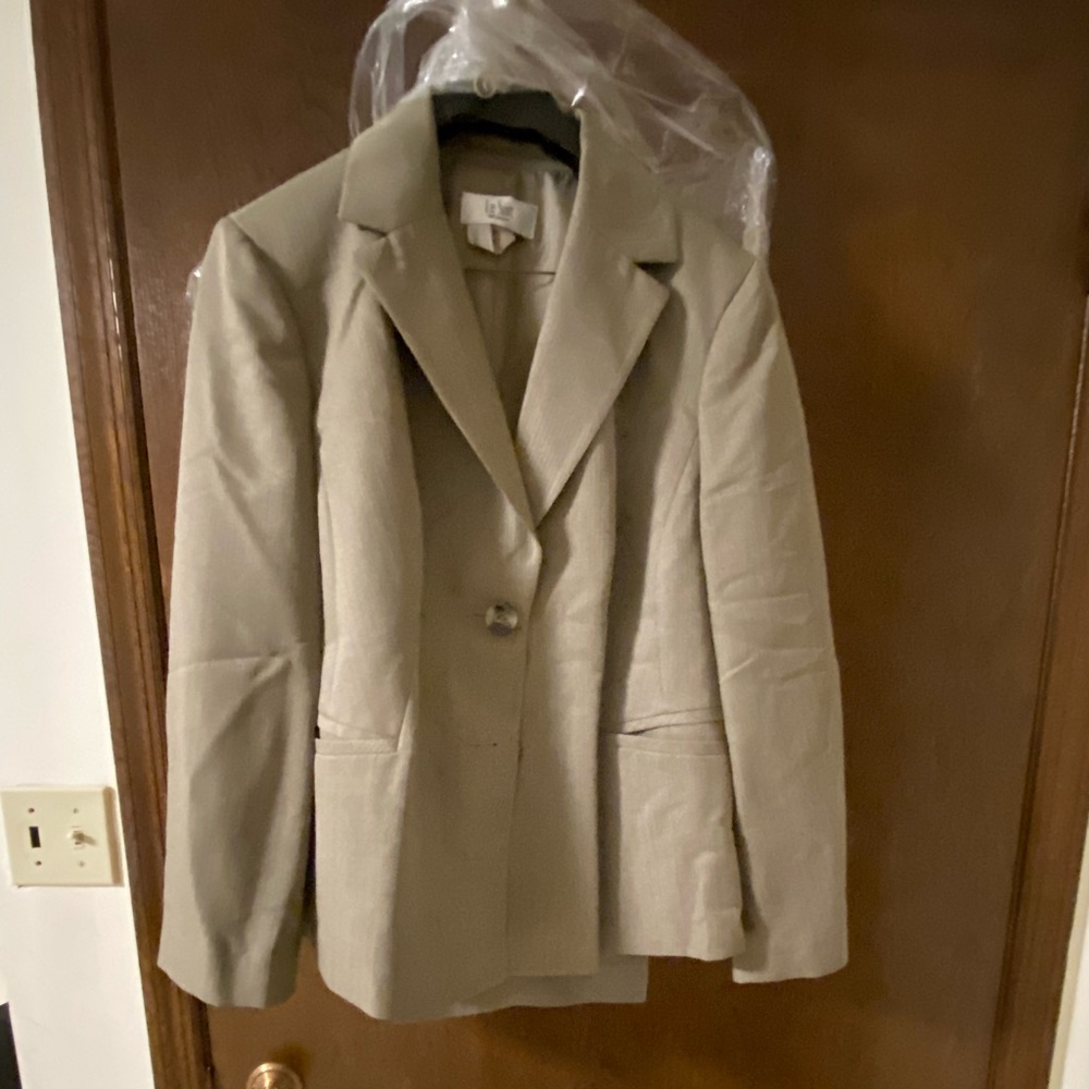 Le Suit - tan pantsuit
